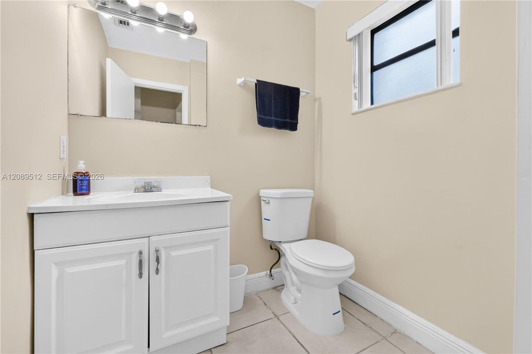 9014 NW 45th Ct, Sunrise, FL 33351 | 3 bedroom, 2.5 bath lakefront townhouse for sale in Sunrise, Florida.