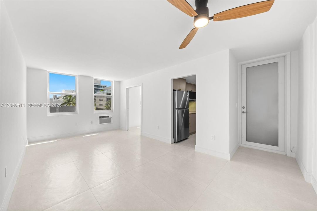 For Sale: $495,000 (2 beds, 1 baths, 675 Square Feet)