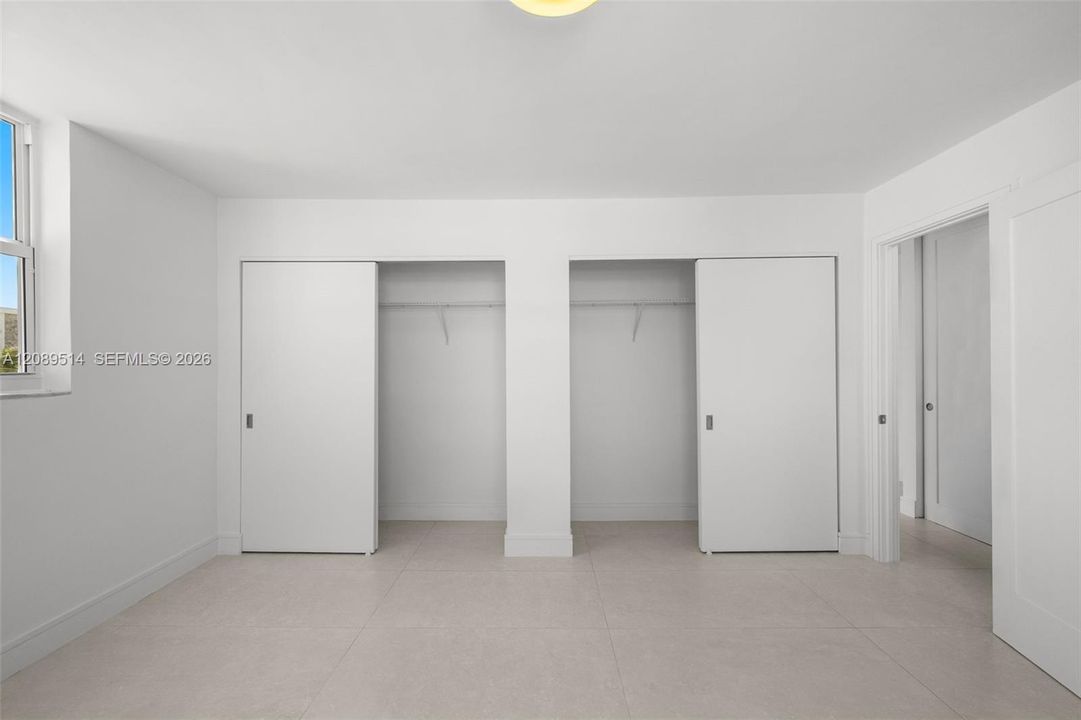 For Sale: $495,000 (2 beds, 1 baths, 675 Square Feet)