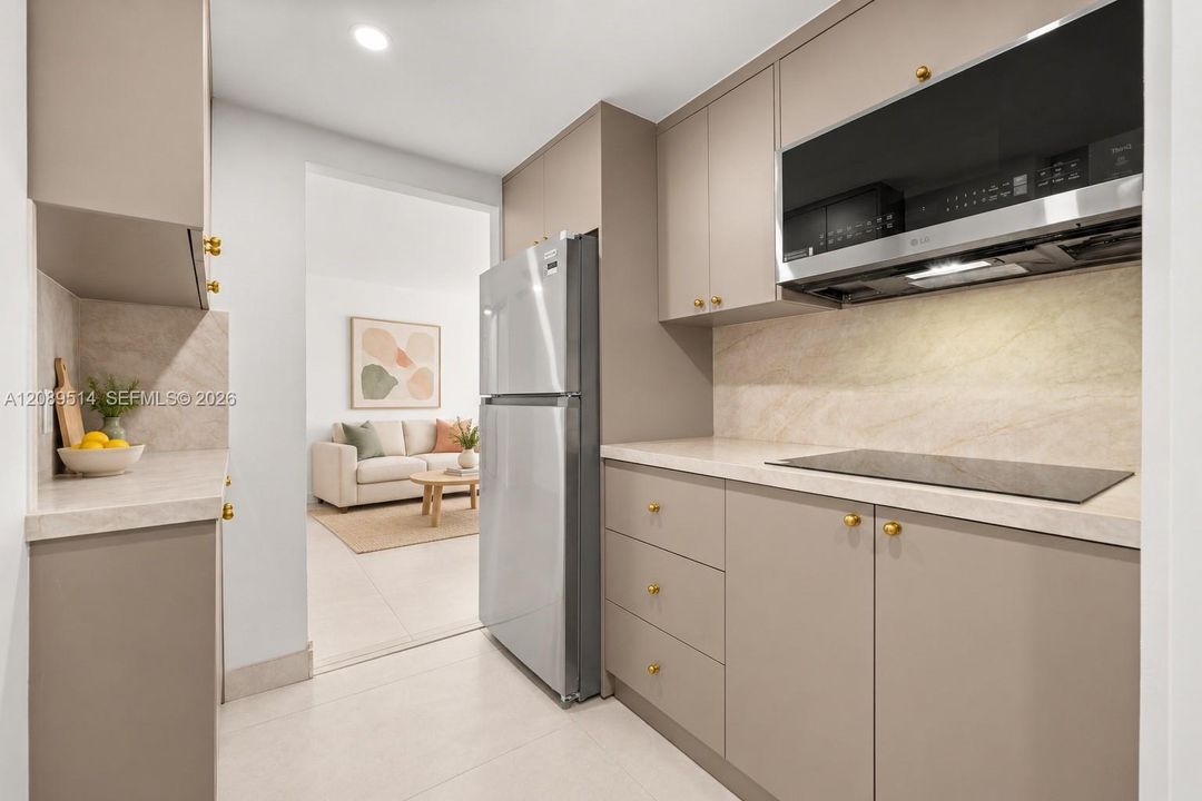 For Sale: $495,000 (2 beds, 1 baths, 675 Square Feet)