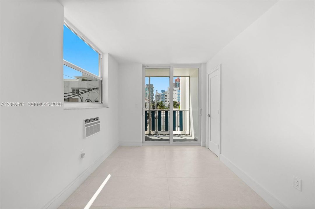 For Sale: $495,000 (2 beds, 1 baths, 675 Square Feet)