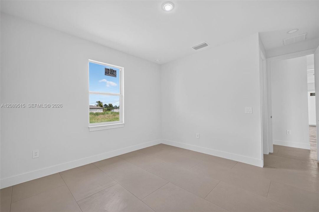 For Sale: $499,900 (0 beds, 0 baths, 2800 Square Feet)