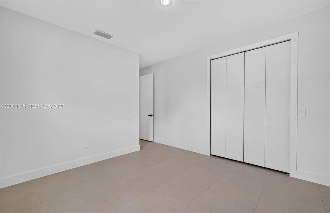 For Sale: $499,900 (0 beds, 0 baths, 2800 Square Feet)