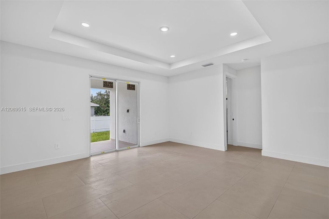 For Sale: $499,900 (0 beds, 0 baths, 2800 Square Feet)