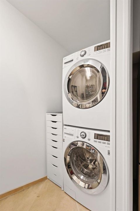 Washer Dryer