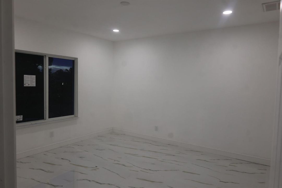 R6545703 2