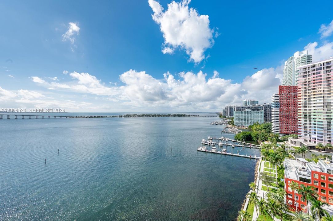 For Rent: $3,200 (1 beds, 1 baths, 602 Square Feet)