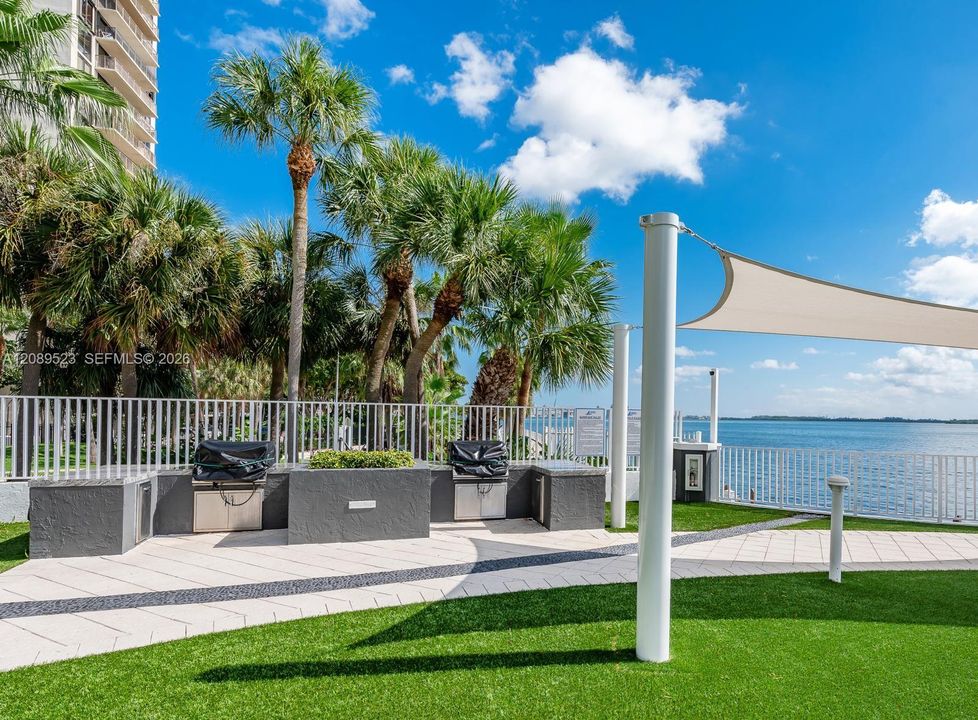 For Rent: $3,200 (1 beds, 1 baths, 602 Square Feet)