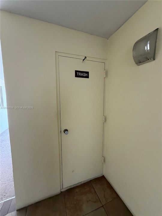 En Venta: $150,000 (2 camas, 2 baños, 900 Pies cuadrados)