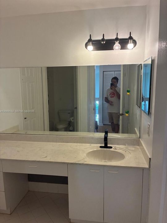 En Venta: $760,000 (4 camas, 3 baños, 2880 Pies cuadrados)
