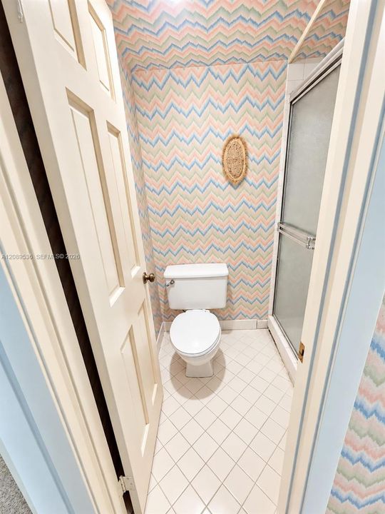 For Sale: $170,000 (2 beds, 2 baths, 1385 Square Feet)