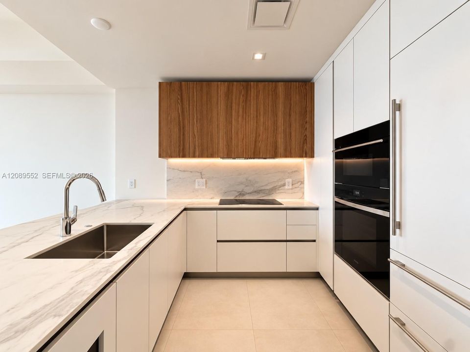 For Rent: $6,500 (1 beds, 2 baths, 1216 Square Feet)