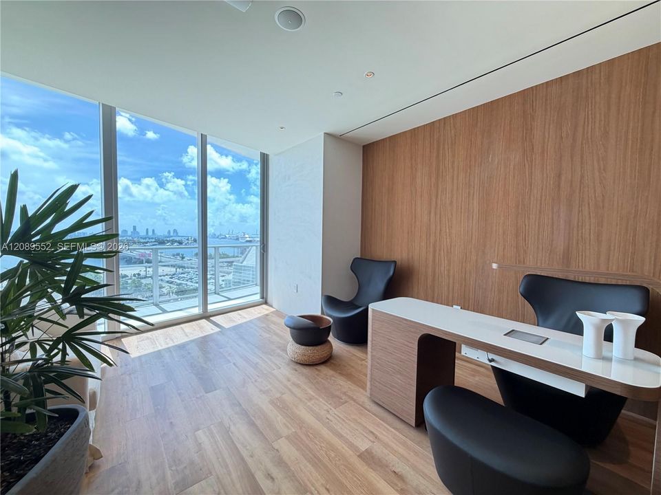 For Rent: $6,500 (1 beds, 2 baths, 1216 Square Feet)
