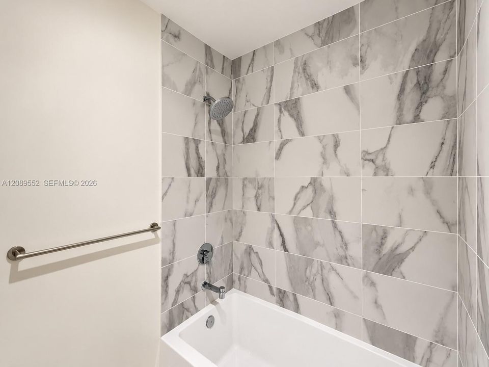For Rent: $6,500 (1 beds, 2 baths, 1216 Square Feet)