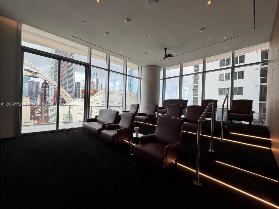 For Rent: $6,500 (1 beds, 2 baths, 1216 Square Feet)