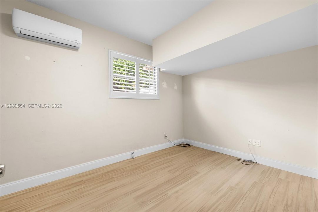 En Renta: $5,250 (5 camas, 2 baños, 2331 Pies cuadrados)