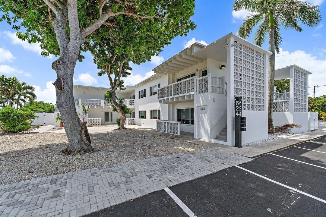 027-624SouthwindCir-NorthPalmBeach-SMALL