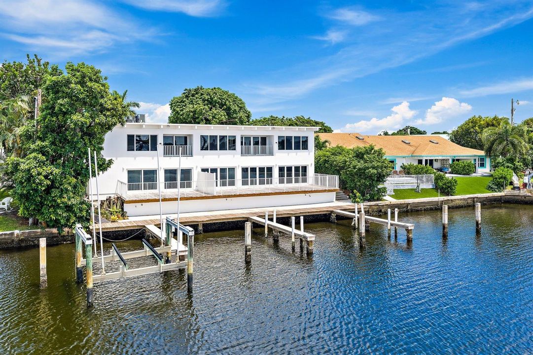 020-624SouthwindCir-NorthPalmBeach-SMALL