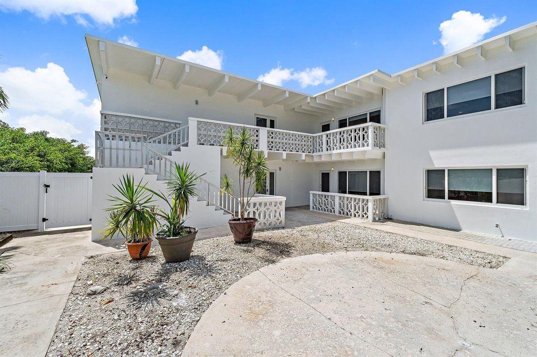 033-624SouthwindCir-NorthPalmBeach-SMALL