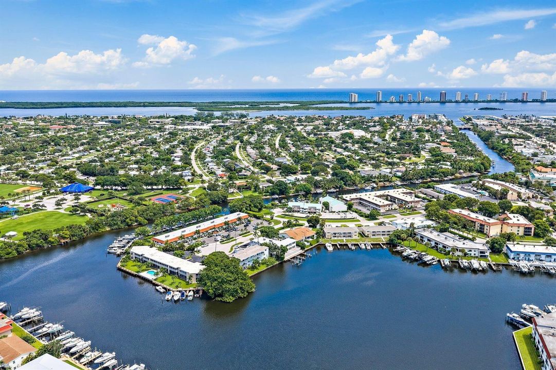 002-624SouthwindCir-NorthPalmBeach-SMALL