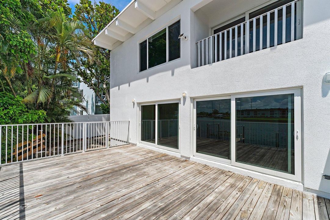 037-624SouthwindCir-NorthPalmBeach-SMALL