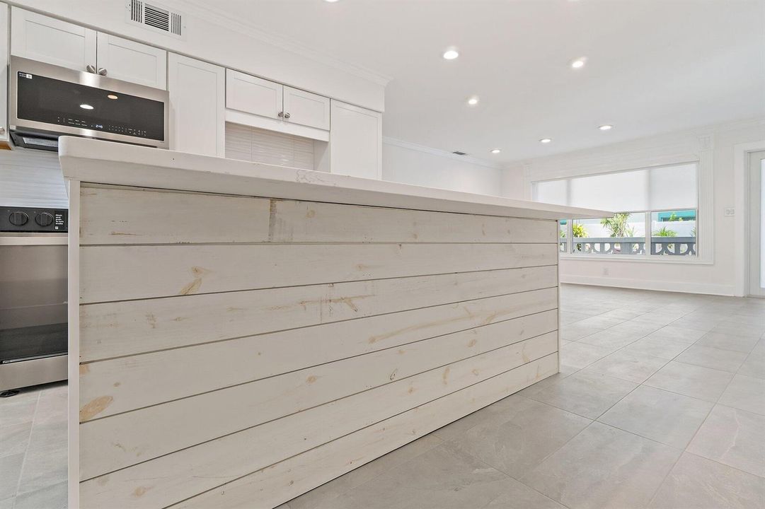077-624SouthwindCir-NorthPalmBeach-SMALL