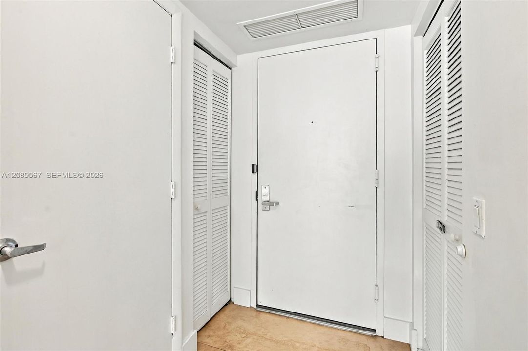 For Sale: $590,000 (2 beds, 2 baths, 1441 Square Feet)