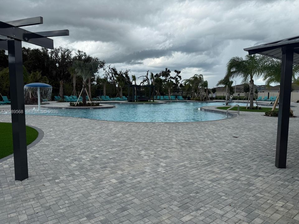 For Rent: $2,300 (3 beds, 2 baths, 2234 Square Feet)