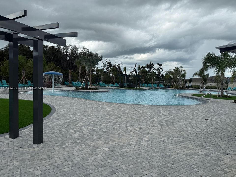 For Rent: $2,300 (3 beds, 2 baths, 2234 Square Feet)