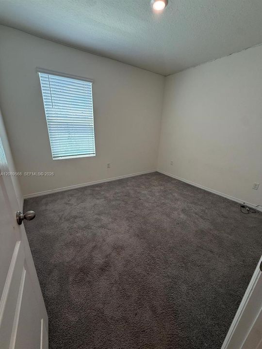 For Rent: $2,300 (3 beds, 2 baths, 2234 Square Feet)