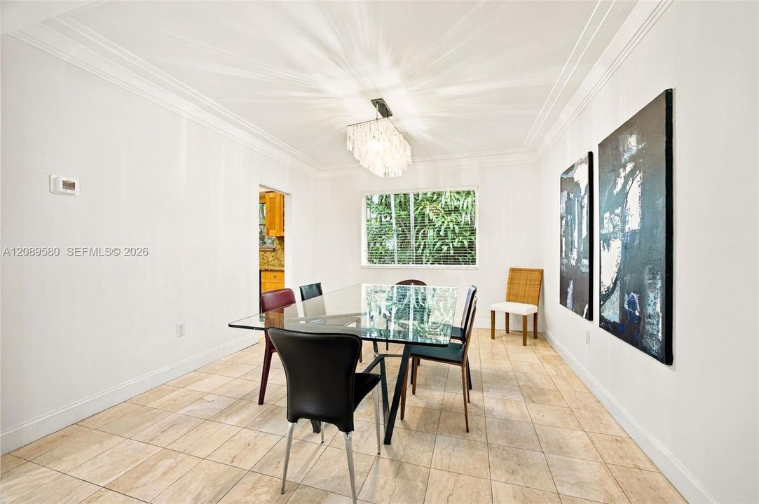 En Venta: $1,950,000 (3 camas, 3 baños, 2122 Pies cuadrados)