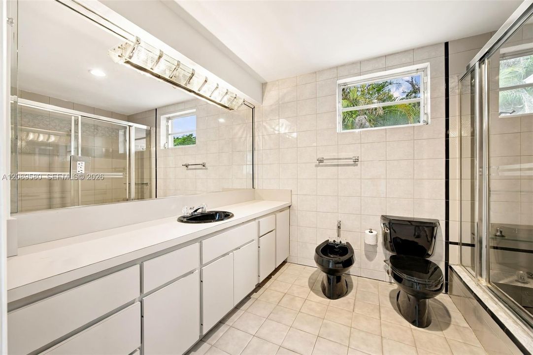 En Venta: $1,950,000 (3 camas, 3 baños, 2122 Pies cuadrados)