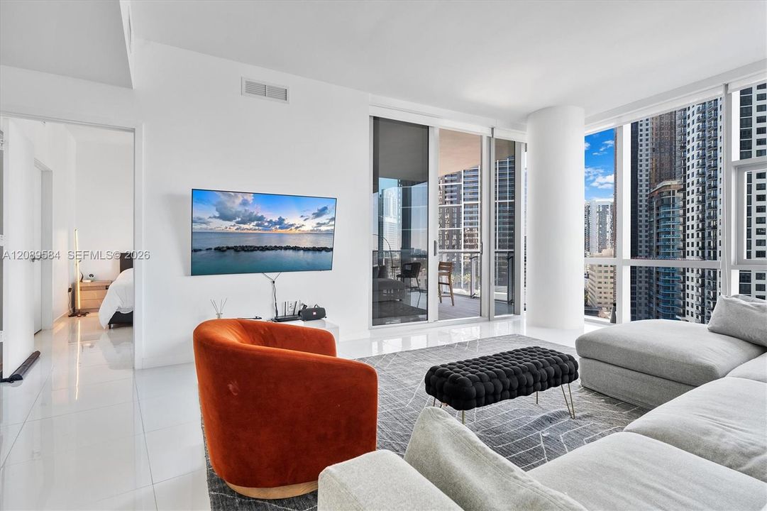 For Sale: $1,340,000 (3 beds, 4 baths, 2165 Square Feet)