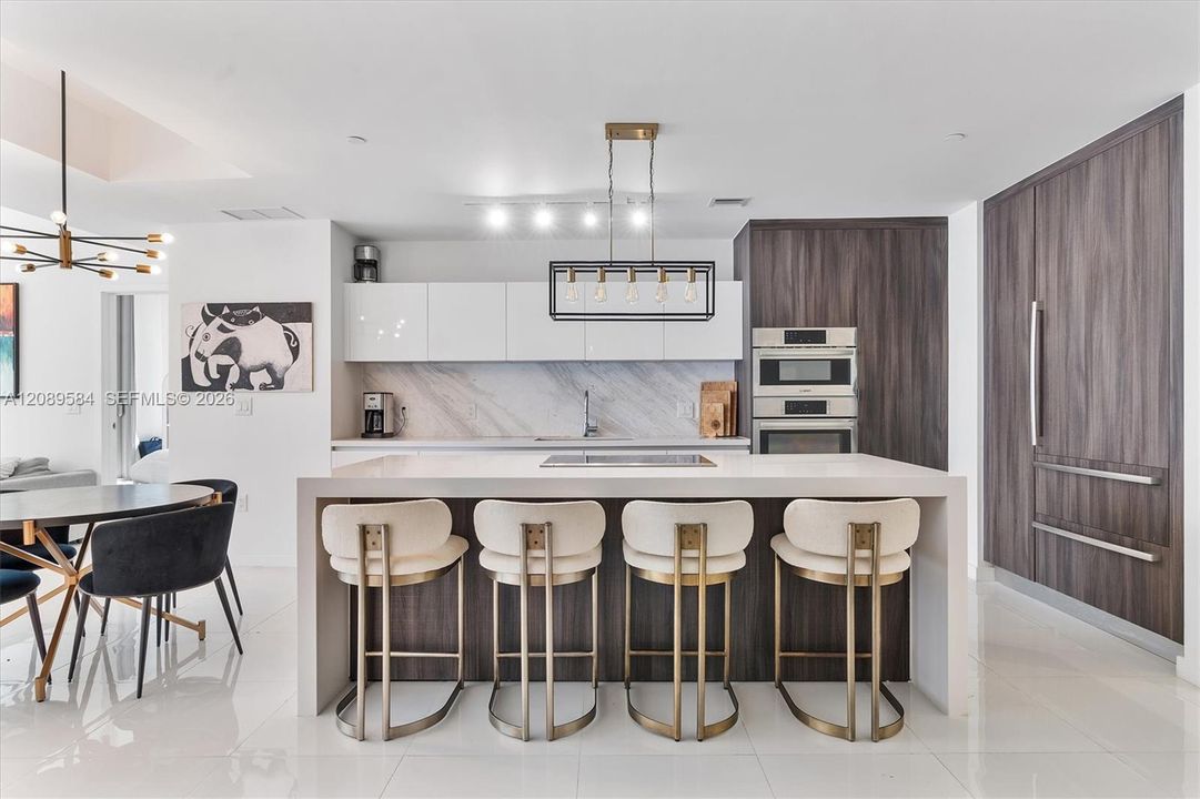 For Sale: $1,340,000 (3 beds, 4 baths, 2165 Square Feet)
