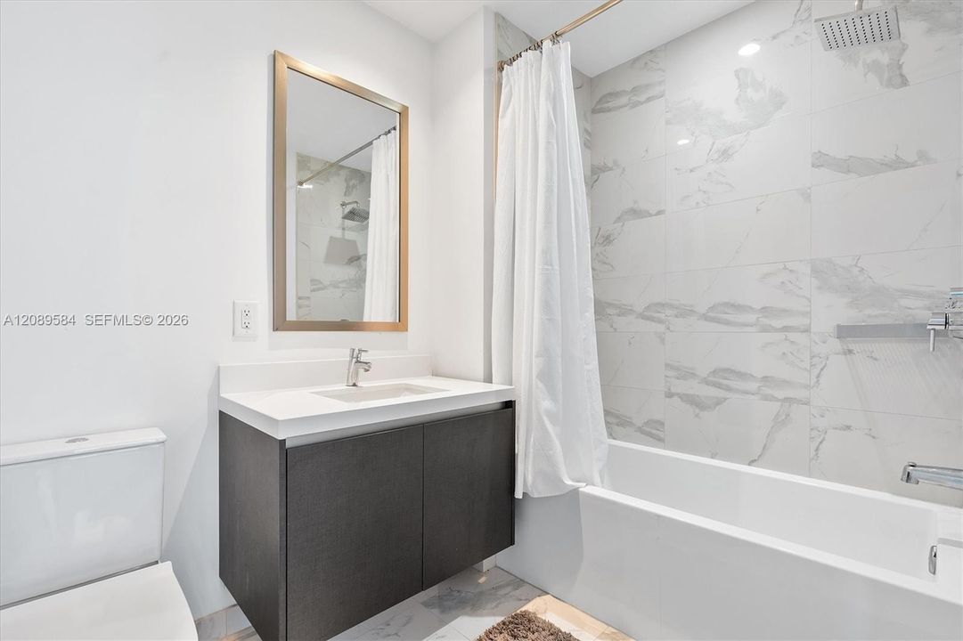 For Sale: $1,340,000 (3 beds, 4 baths, 2165 Square Feet)