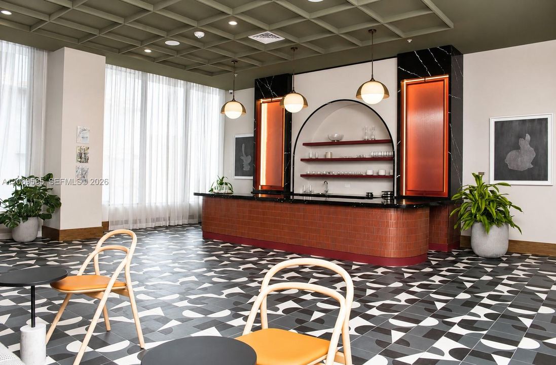 En Venta: $729,999 (2 camas, 2 baños, 925 Pies cuadrados)
