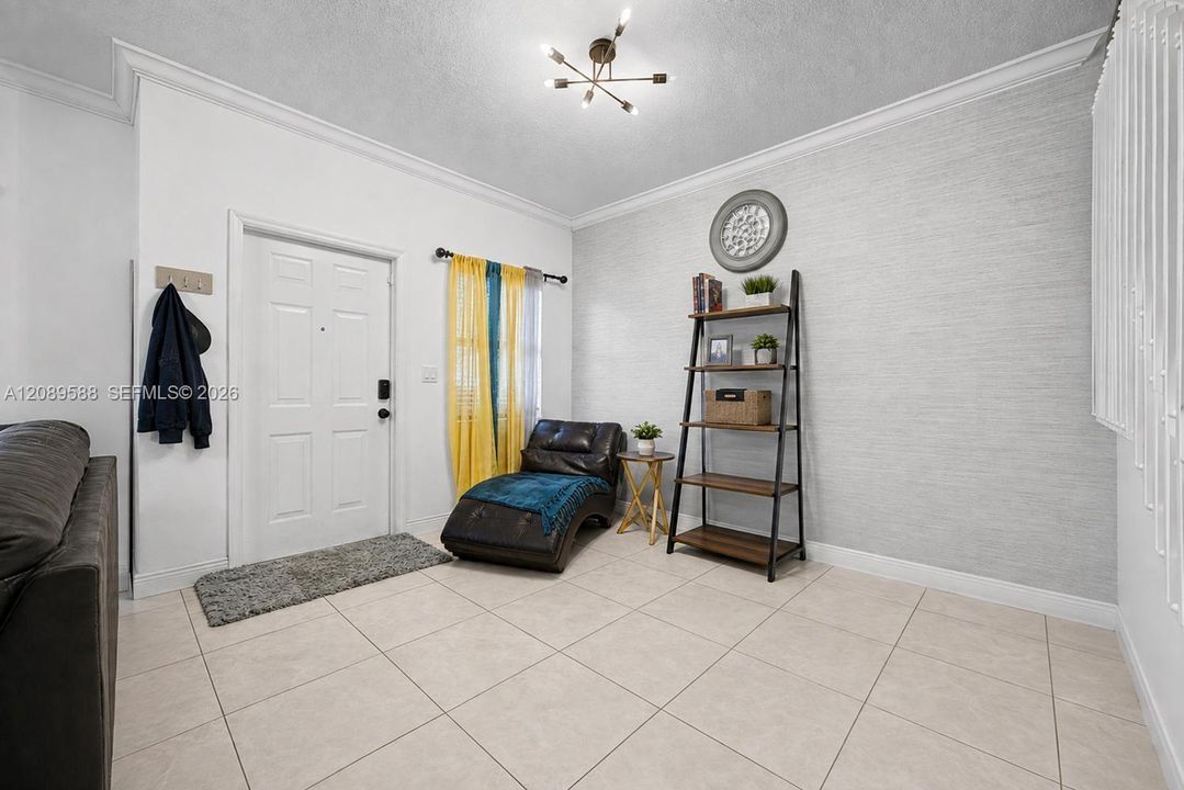 En Venta: $394,000 (3 camas, 2 baños, 1540 Pies cuadrados)