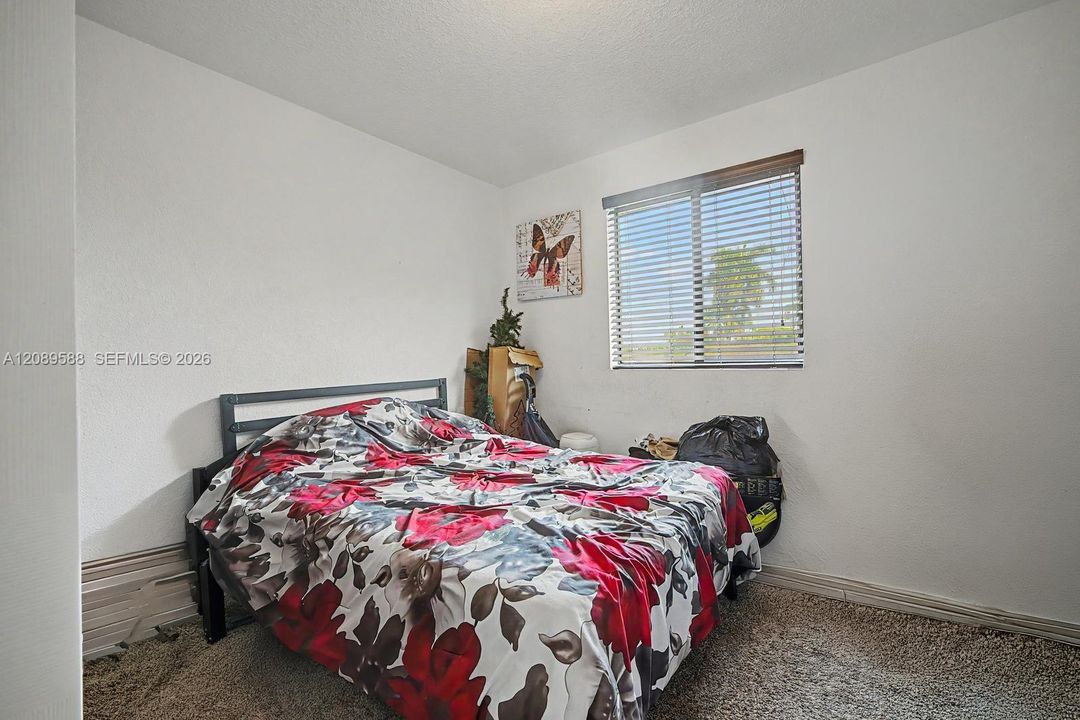 En Venta: $394,000 (3 camas, 2 baños, 1540 Pies cuadrados)