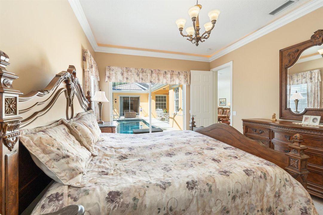 Primar Bedroom