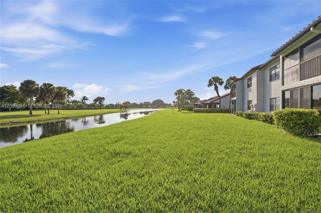 En Venta: $259,000 (2 camas, 2 baños, 1266 Pies cuadrados)