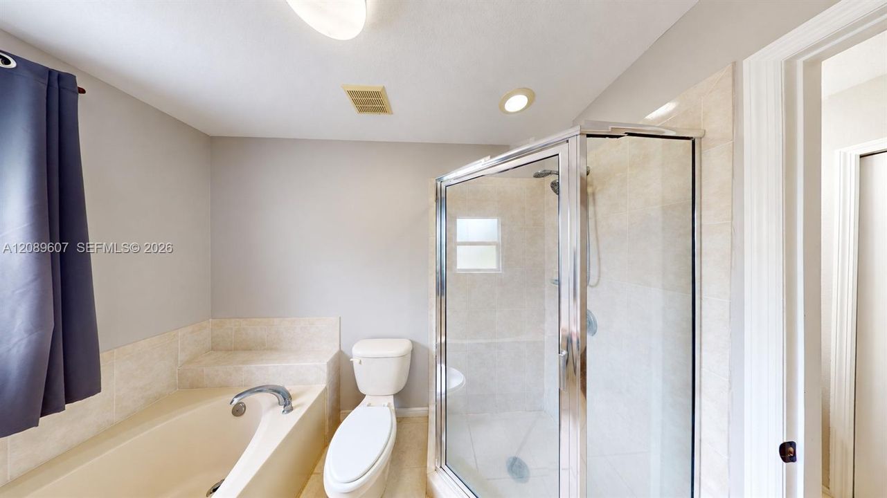 En Venta: $455,000 (3 camas, 2 baños, 1705 Pies cuadrados)