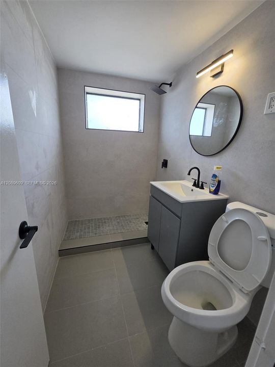 For Rent: $2,100 (1 beds, 1 baths, 649 Square Feet)