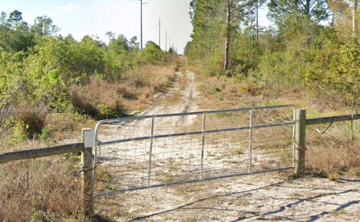For Sale: $13,900 (0.52 acres)