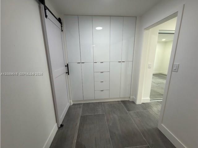 В аренду: $2,200 (1 спален, 1 ванн, 922 Квадратных фут)