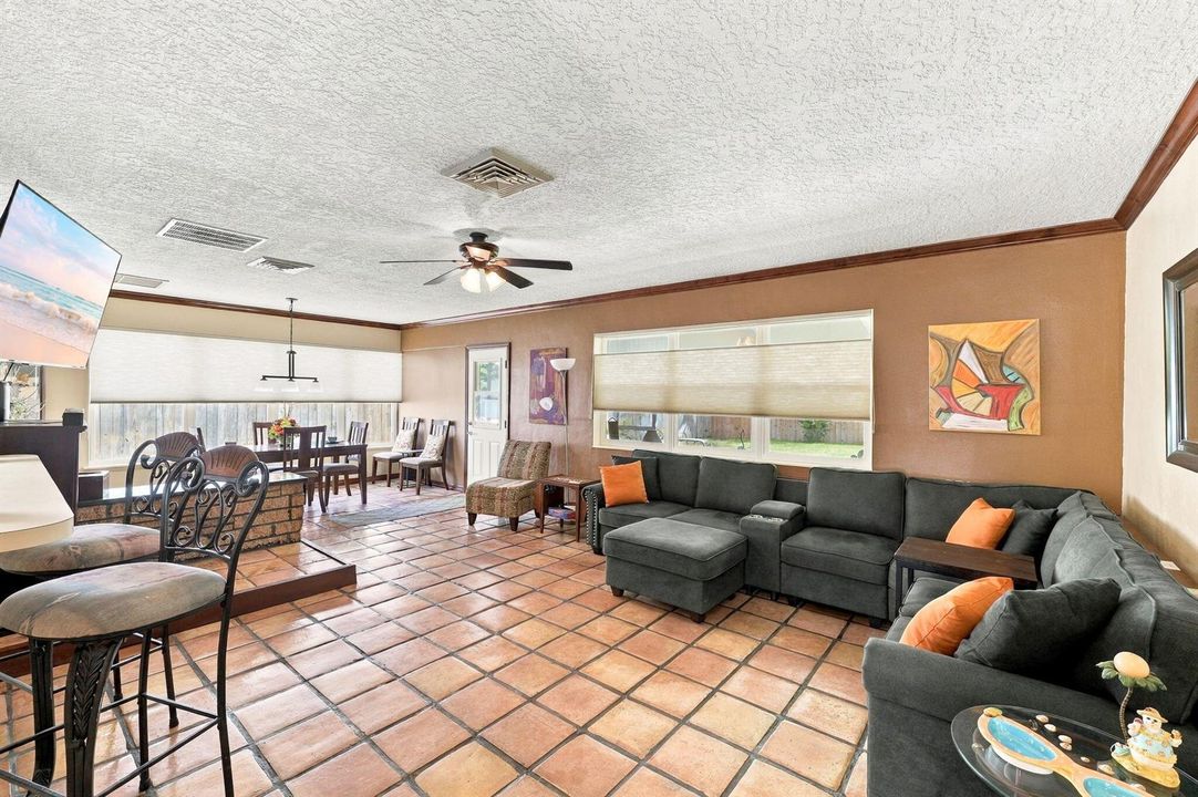 5-web-or-mls-1511_Hedrick_Drive_Melbourn
