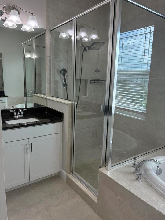 Master shower with separate sink