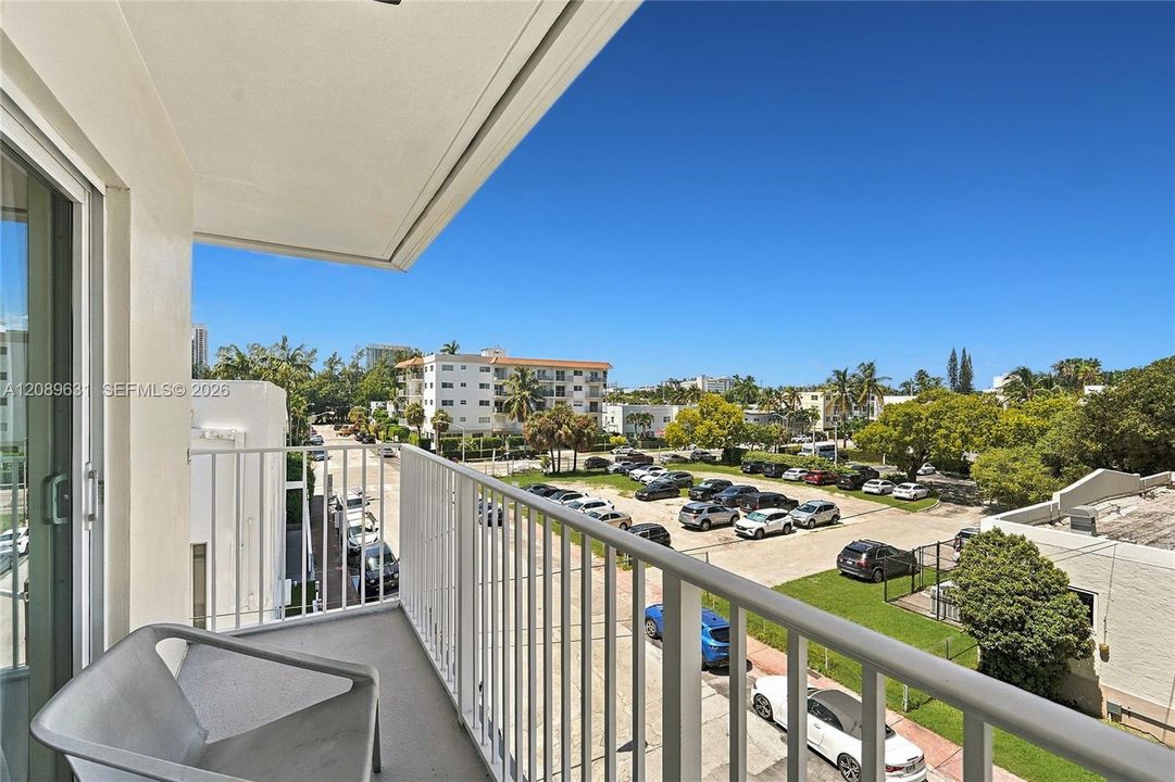 En Venta: $295,000 (1 camas, 1 baños, 685 Pies cuadrados)