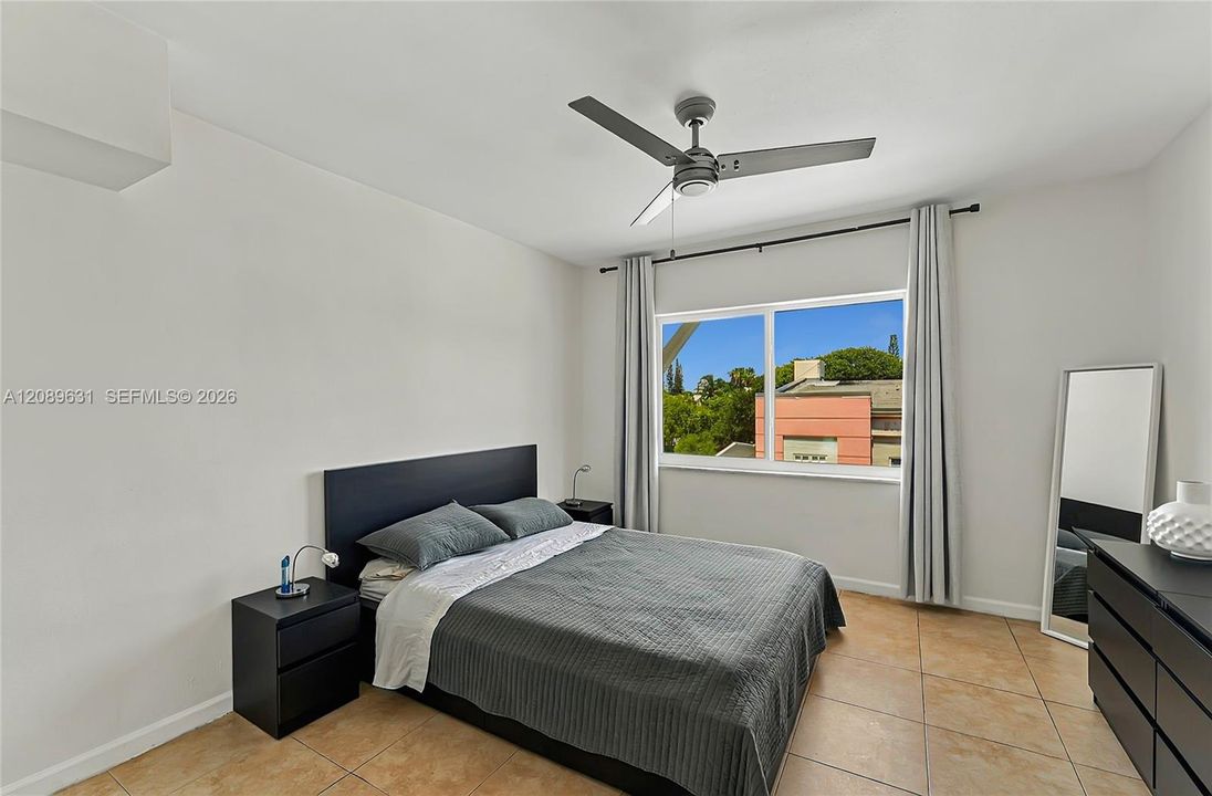 En Venta: $295,000 (1 camas, 1 baños, 685 Pies cuadrados)