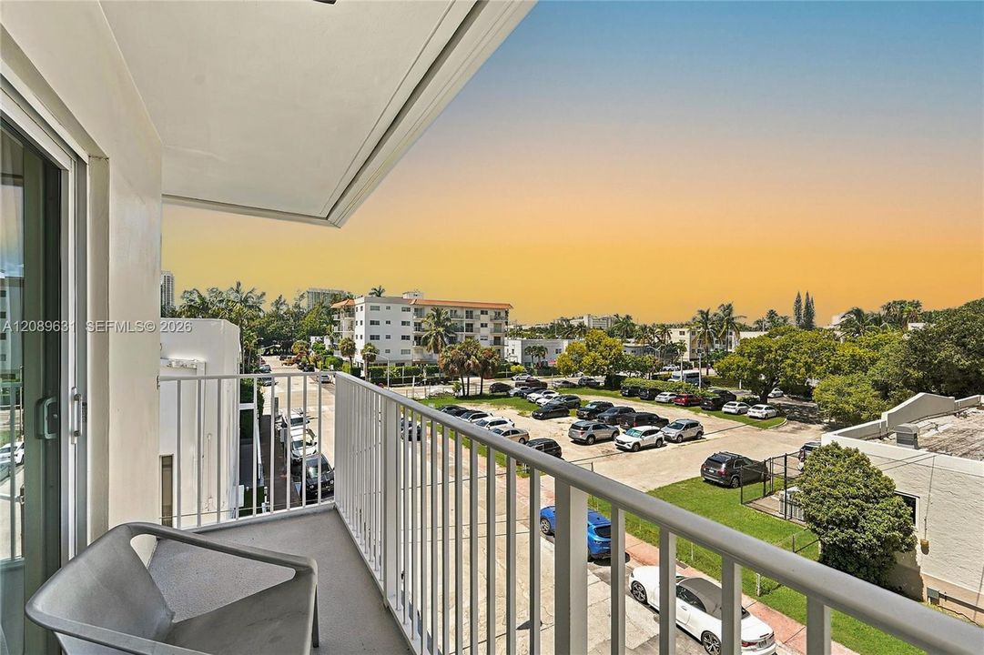 En Venta: $295,000 (1 camas, 1 baños, 685 Pies cuadrados)