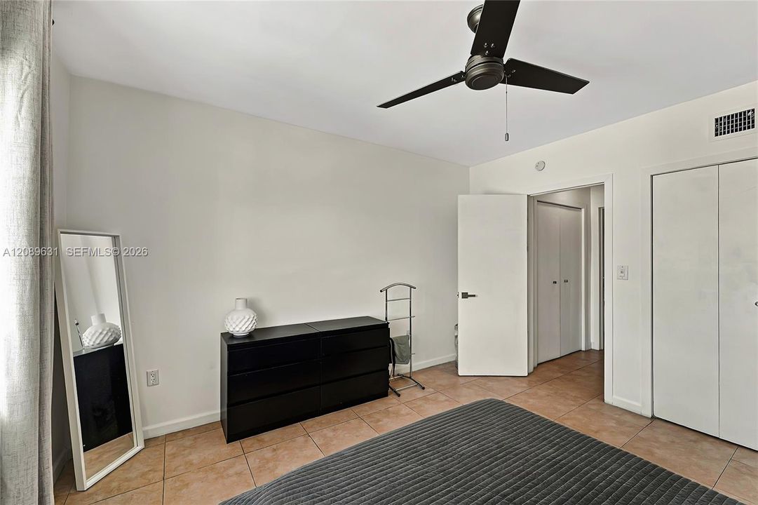 En Venta: $295,000 (1 camas, 1 baños, 685 Pies cuadrados)